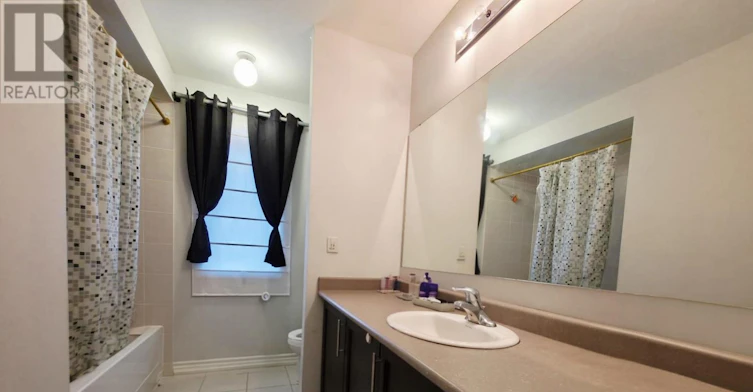 MAIN-1219 Graham Clapp Avenue, Oshawa, ON, L1K 0Y3 - 12