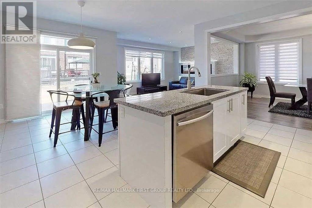 MAIN-1219 Graham Clapp Avenue, Oshawa, ON, L1K 0Y3 - 2