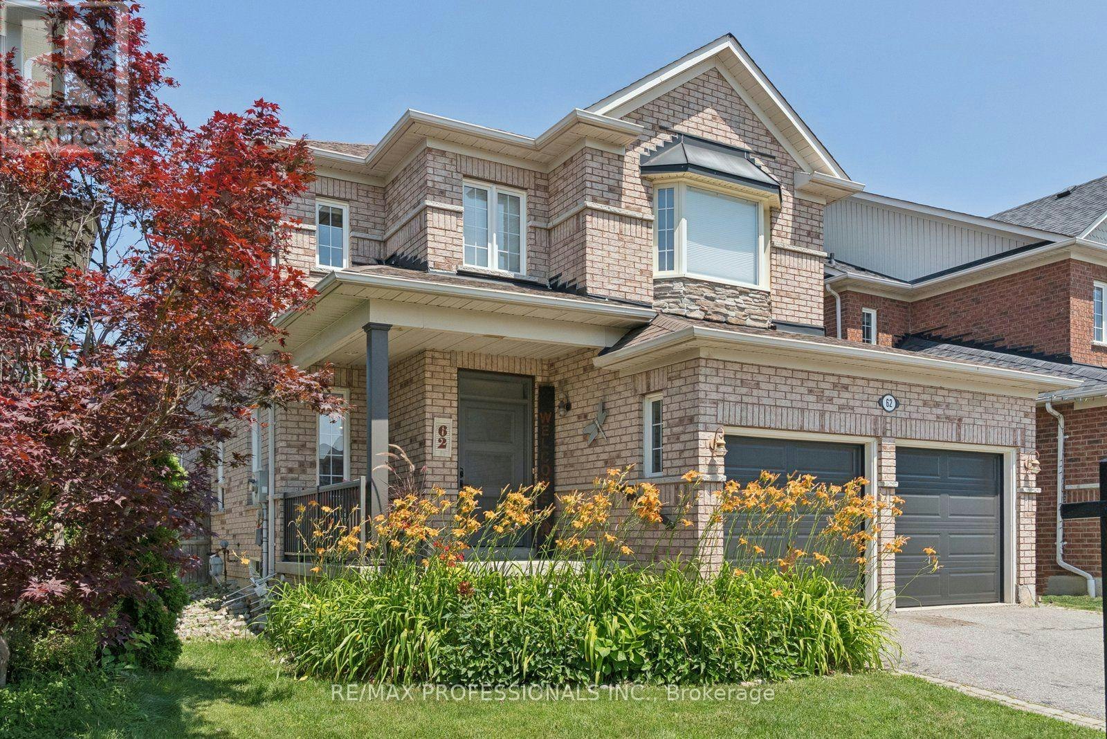 62 Blackfriar Avenue, Whitby, ON, L1M 2C1
