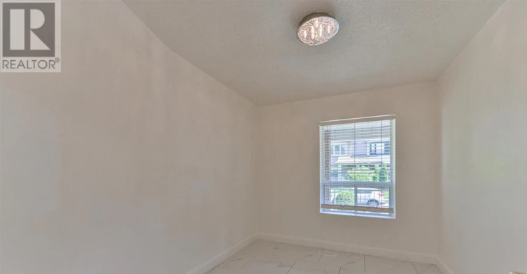 MAIN & BSMT-13 Silver Avenue, Toronto, ON, M6R 1X9 - 9