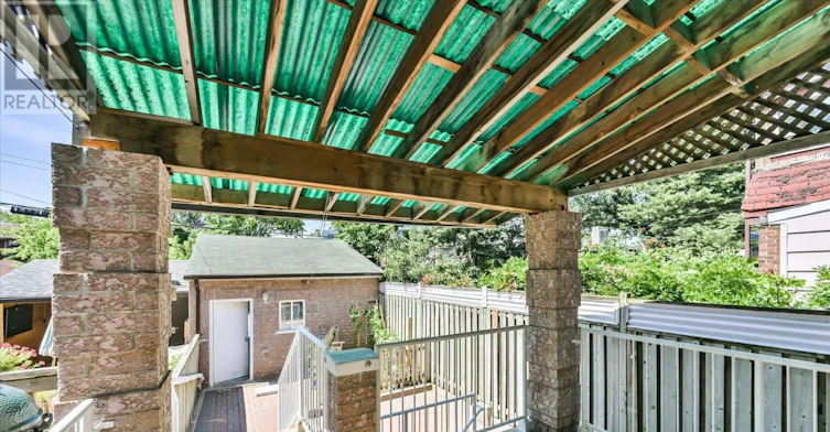 MAIN & BSMT-13 Silver Avenue, Toronto, ON, M6R 1X9 - 20