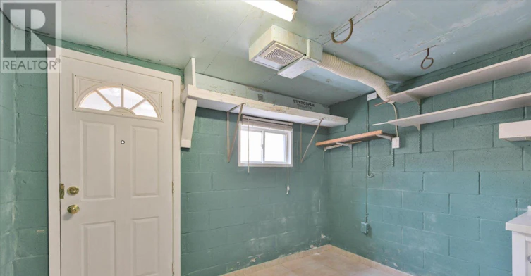 MAIN & BSMT-13 Silver Avenue, Toronto, ON, M6R 1X9 - 17