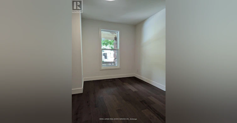 MAIN-264A Hastings Avenue, Toronto, ON, M4L 2M1 - 10