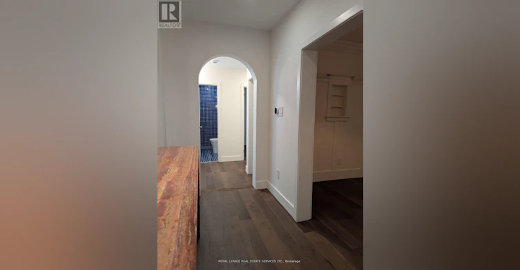 MAIN-264A Hastings Avenue, Toronto, ON, M4L 2M1 - 8