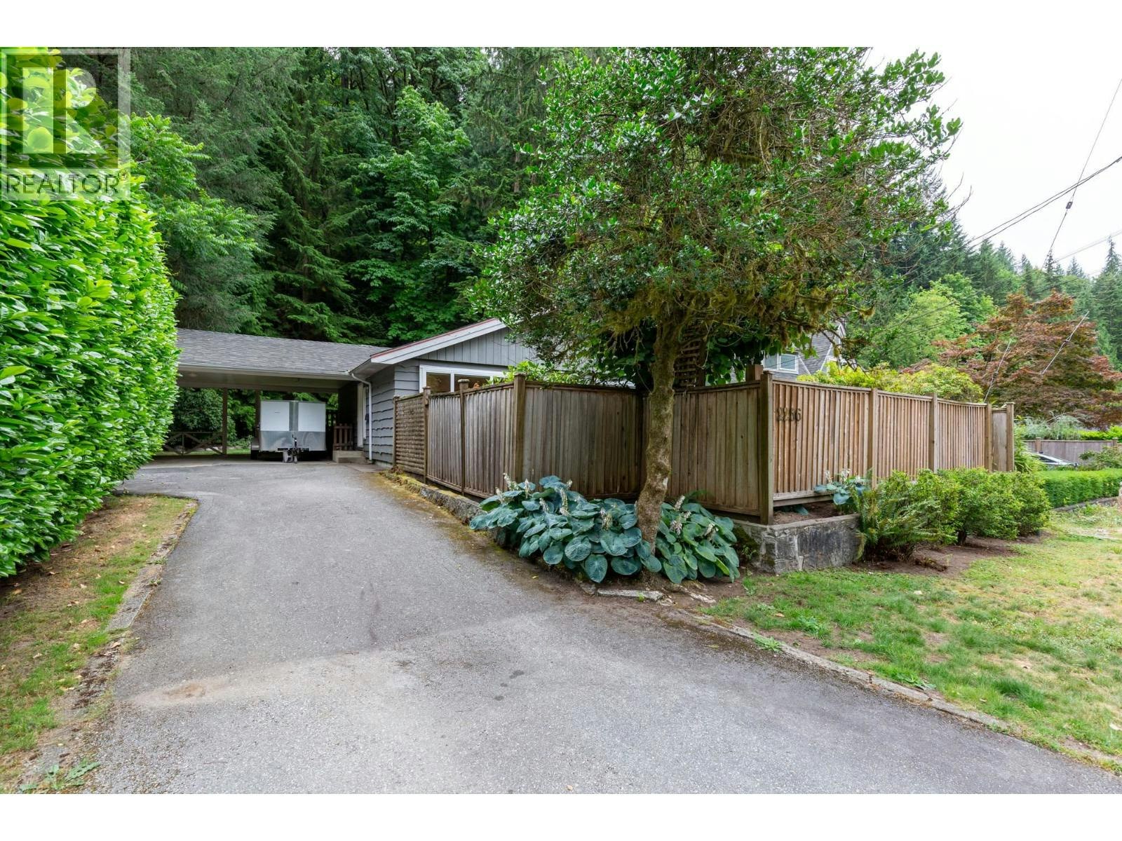 2256 Chapman Way, North Vancouver, BC, V7H 1W1