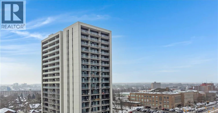 313-741 King Street W, Kitchener, ON, N2G 1E5 - 3
