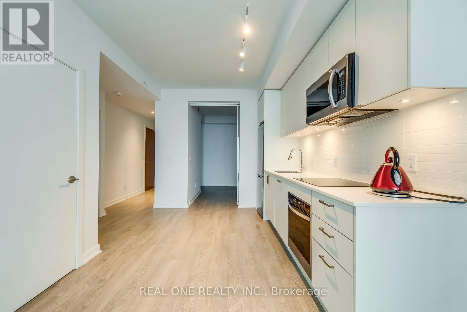 1809-1926 Lake Shore Boulevard W, Toronto, ON, M5S 0B1 - 12