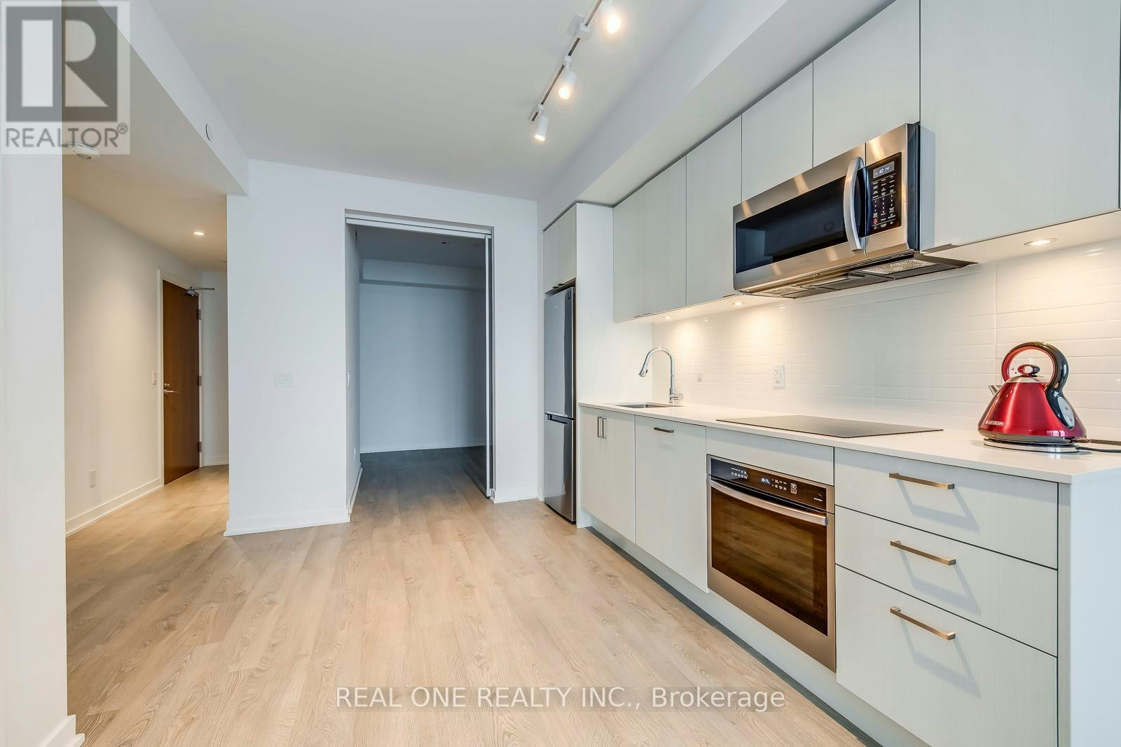 1809-1926 Lake Shore Boulevard W, Toronto, ON, M5S 0B1 - 8