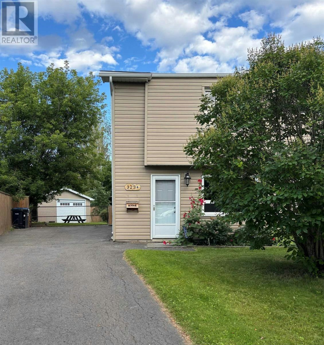 323A Wentworth Crescent, Thunder Bay, ON, P7A 7S7