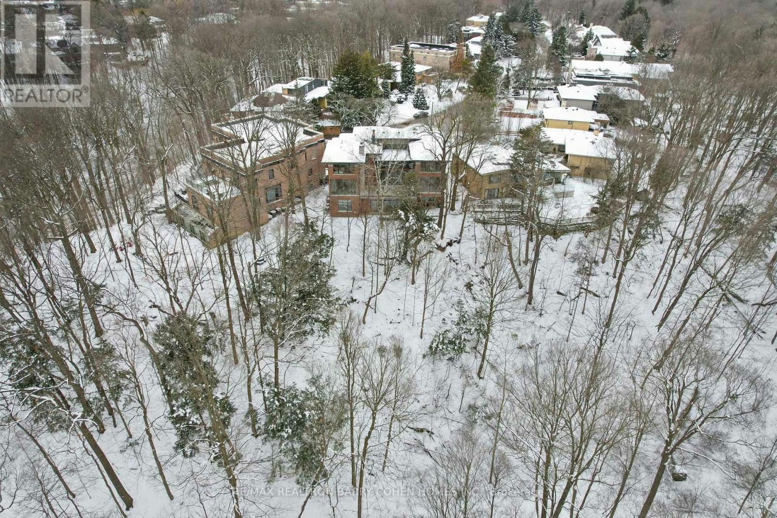58 Timberlane Drive, Toronto, ON, M3H 1J4 - 4