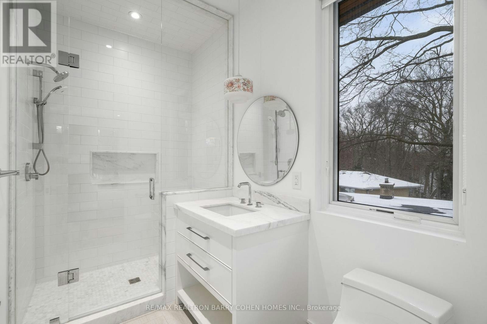 58 Timberlane Drive, Toronto, ON, M3H 1J4 - 34
