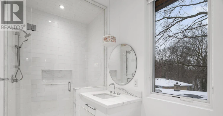 58 Timberlane Drive, Toronto, ON, M3H 1J4 - 34