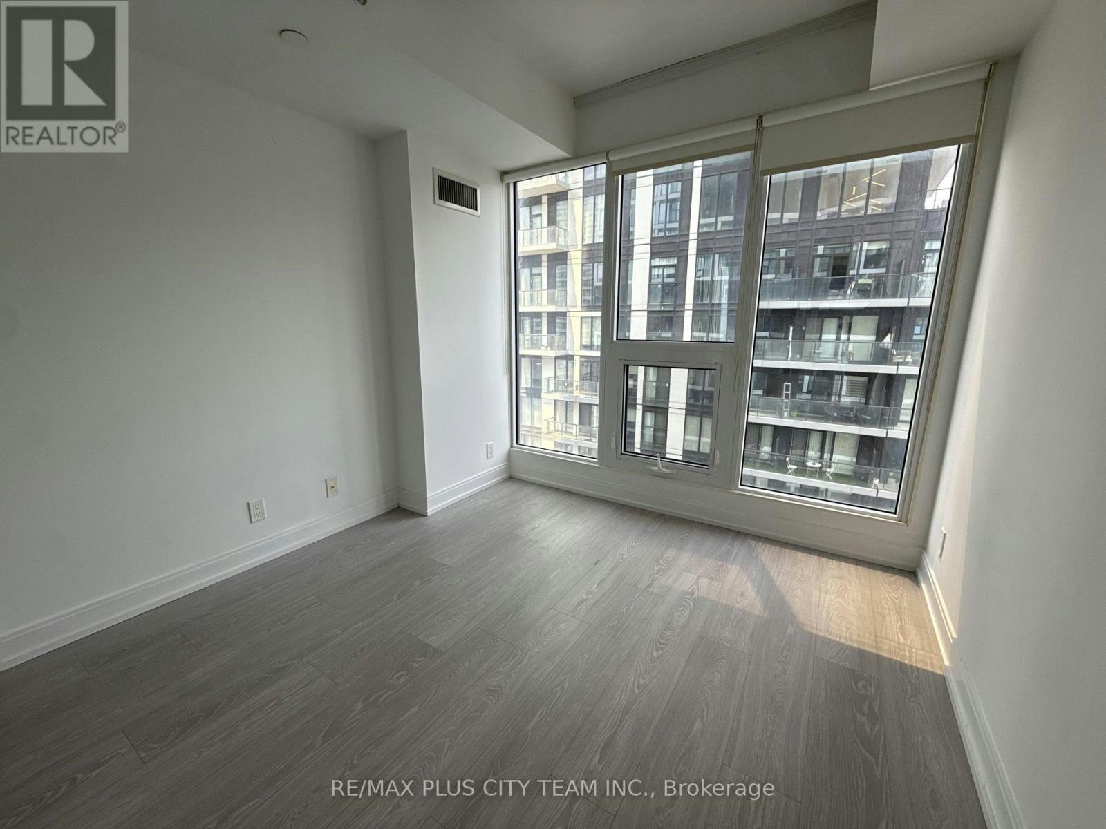 1901-181 Dundas Street E, Toronto, ON, M5A 0N5 - 8