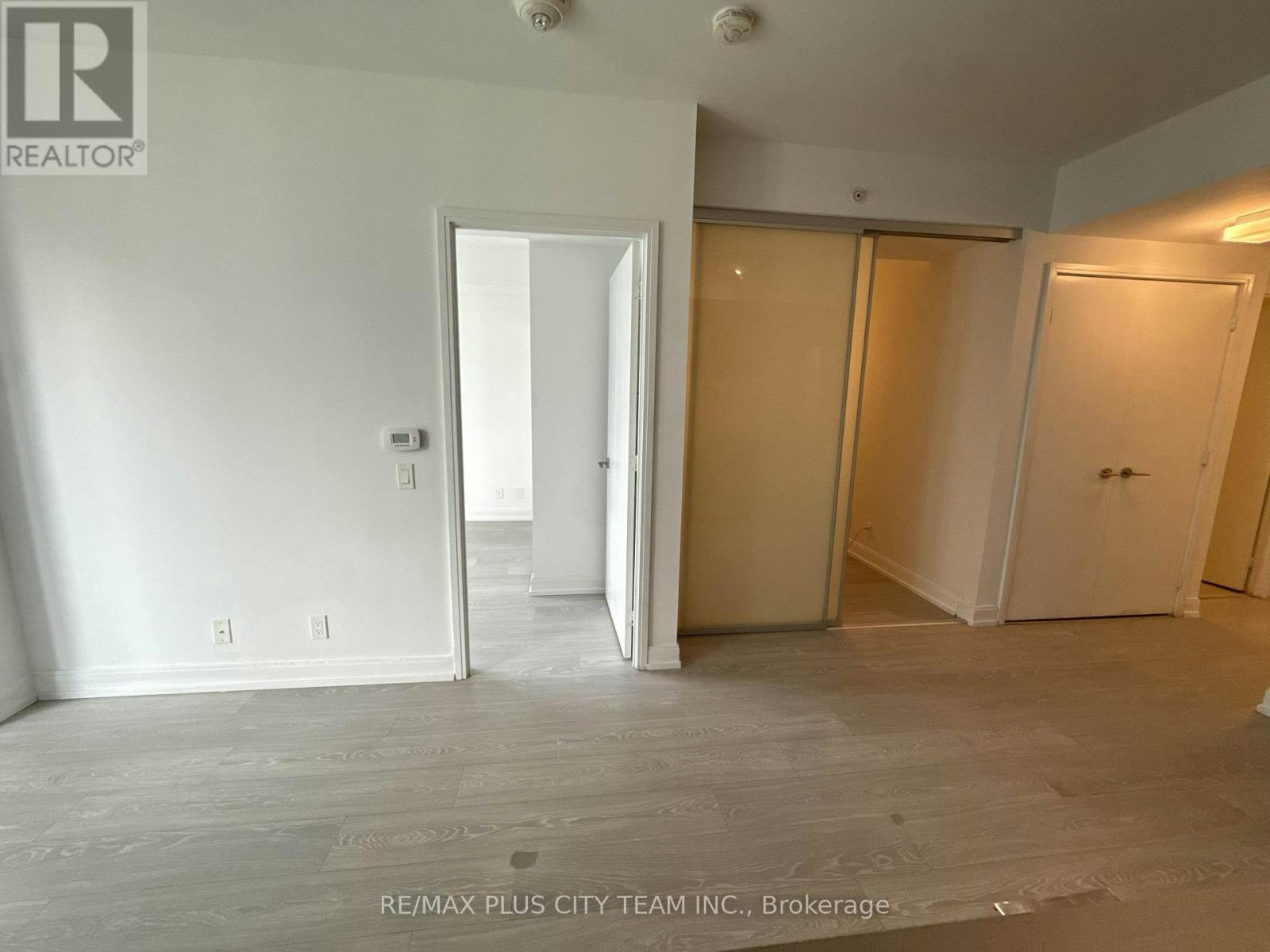 1901-181 Dundas Street E, Toronto, ON, M5A 0N5 - 3
