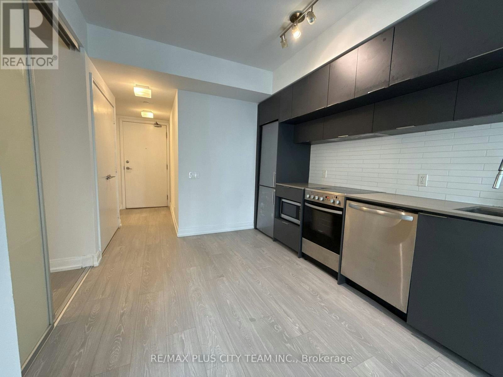 1901-181 Dundas Street E, Toronto, ON, M5A 0N5 - 6