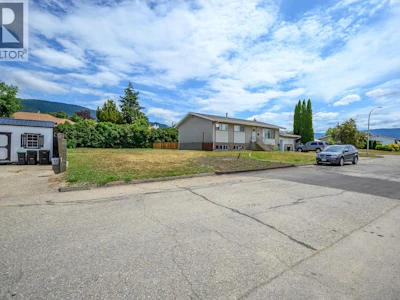 3401 12 Street - 5