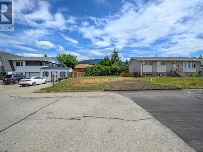 3401 12 Street - 4