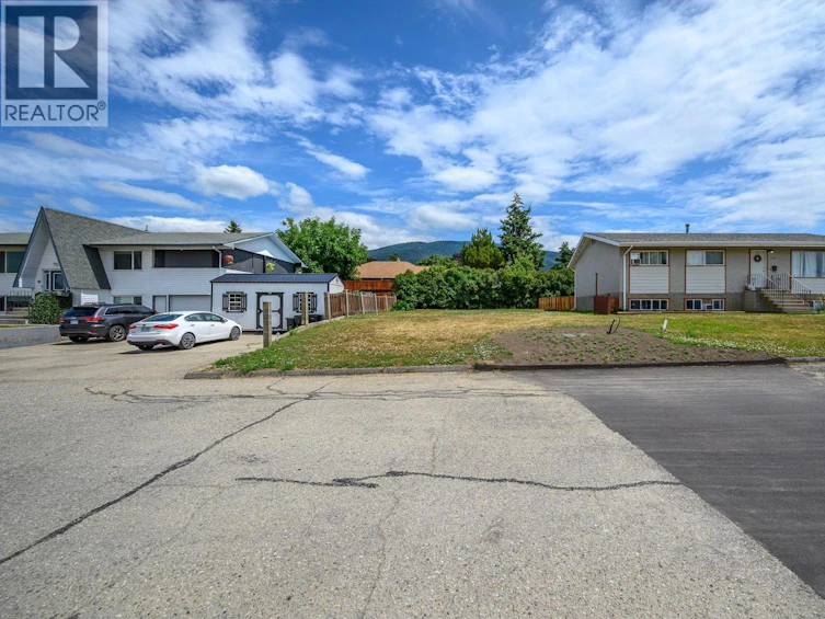 3401 12 Street, Vernon, BC, V1T 3S6 - 4