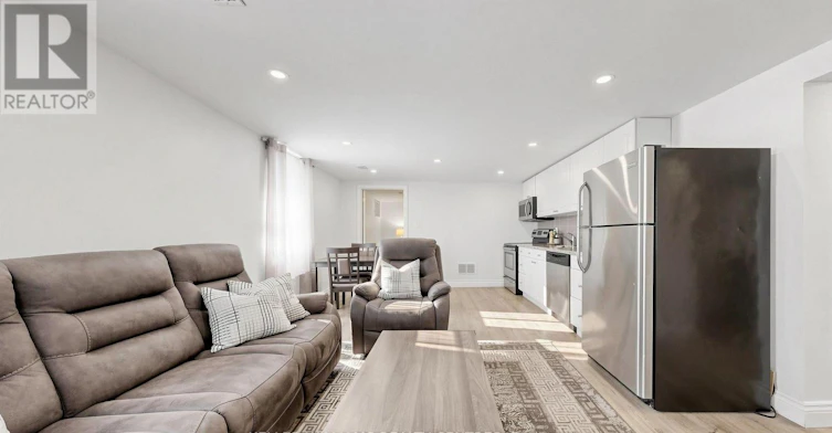 LOWER-185 Newton Street, Newmarket, ON, L3Y 3K6 - 10