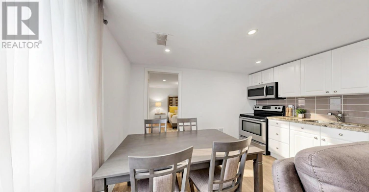 LOWER-185 Newton Street, Newmarket, ON, L3Y 3K6 - 14