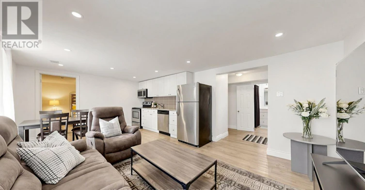LOWER-185 Newton Street, Newmarket, ON, L3Y 3K6 - 7