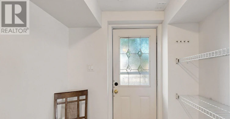 LOWER-185 Newton Street, Newmarket, ON, L3Y 3K6 - 4