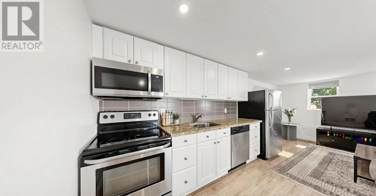LOWER-185 Newton Street, Newmarket, ON, L3Y 3K6 - 12