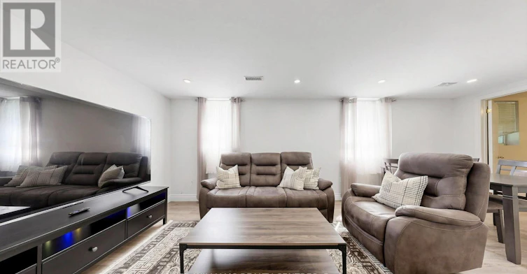 LOWER-185 Newton Street, Newmarket, ON, L3Y 3K6 - 6