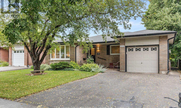 1515 Thetford Court