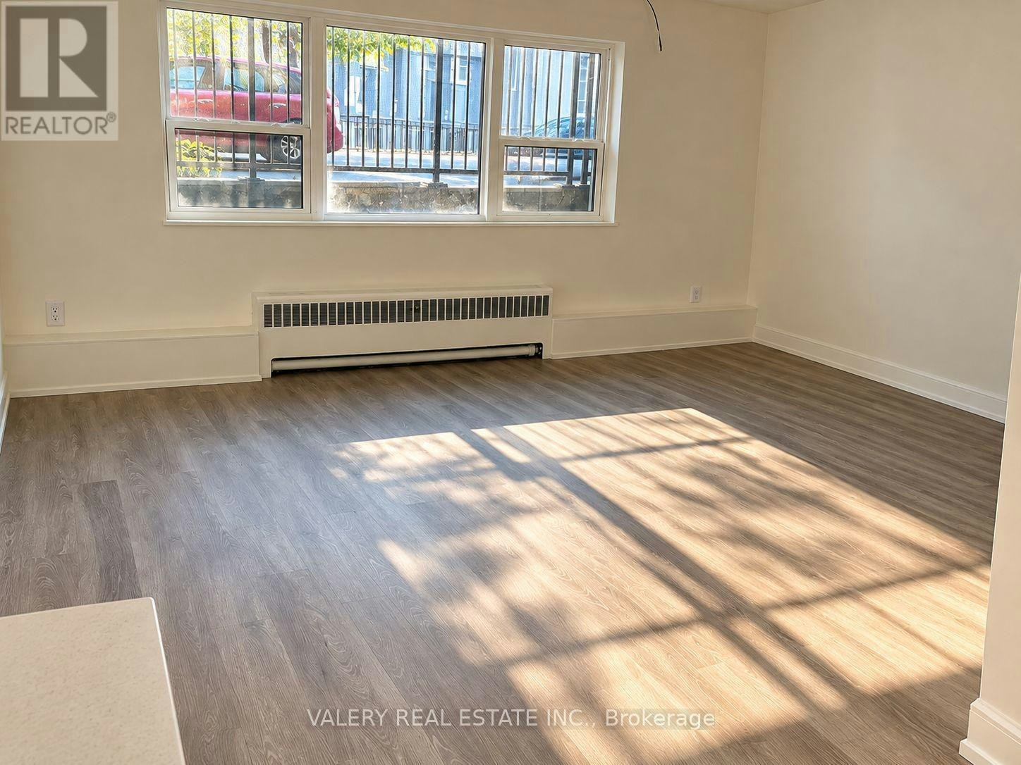 00F-50 Selkirk Street, Ottawa, ON, K1L 6M9 - 6