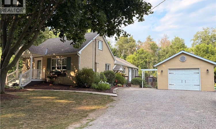 302 Fishers Glen Road