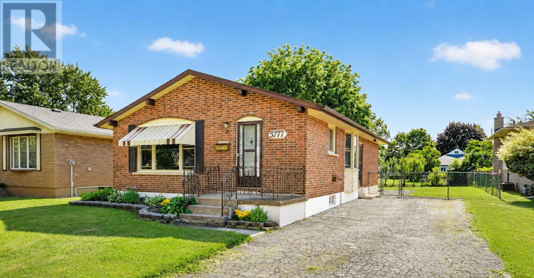 5777 Sunnylea Crescent, Niagara Falls, ON, L2G 2S1 - 2