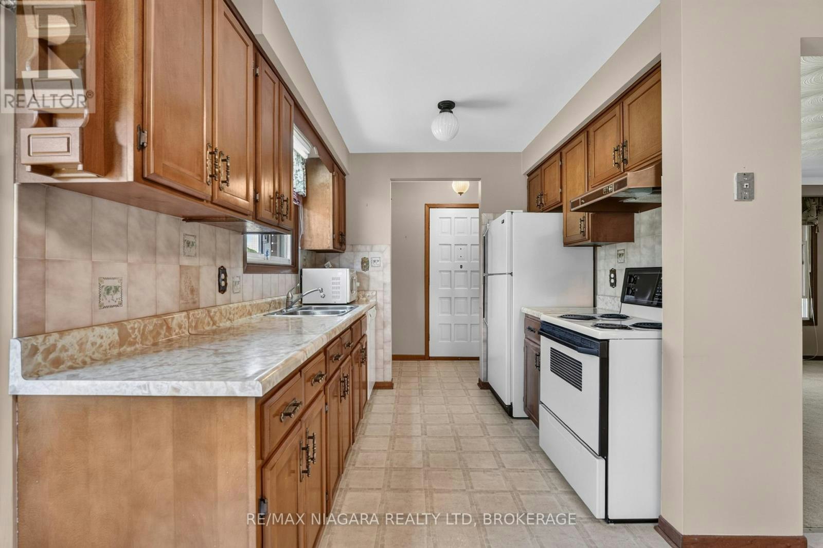 5777 Sunnylea Crescent, Niagara Falls, ON, L2G 2S1 - 13
