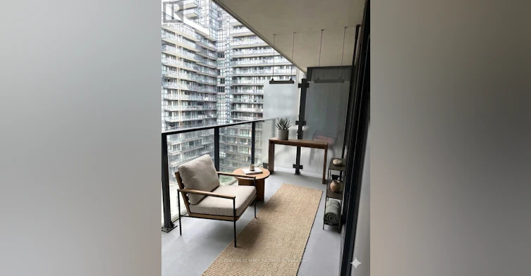 1501-111 Elizabeth Street, Toronto, ON, M5G 1P7 - 17