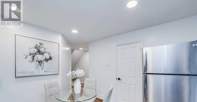 LOWER-57 Bertmount Avenue, Toronto, ON, M4M 2X8 - 10