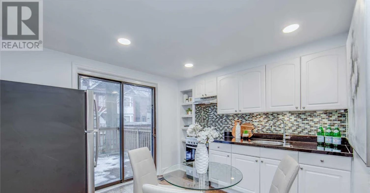 LOWER-57 Bertmount Avenue, Toronto, ON, M4M 2X8 - 18