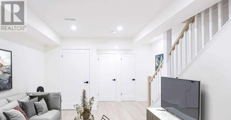 LOWER-57 Bertmount Avenue, Toronto, ON, M4M 2X8 - 19