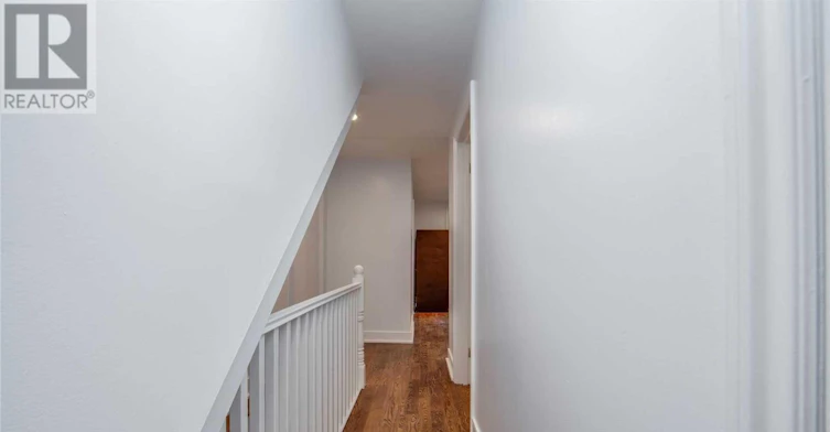 LOWER-57 Bertmount Avenue, Toronto, ON, M4M 2X8 - 9