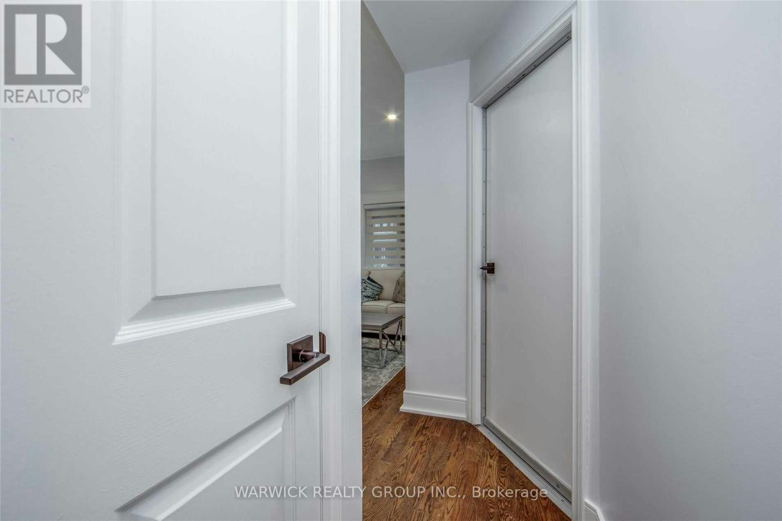 LOWER-57 Bertmount Avenue, Toronto, ON, M4M 2X8 - 4
