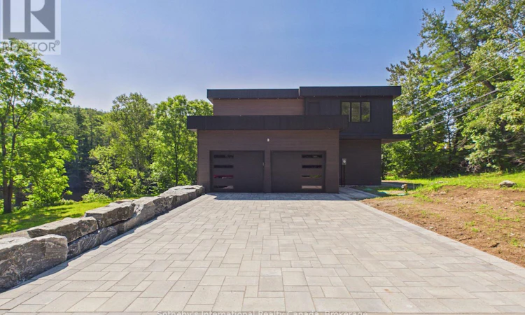 492 Brunel Road