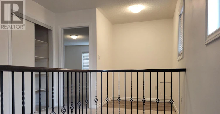 UPPER-715 Agnew Crescent, Milton, ON, L9T 8M6 - 16