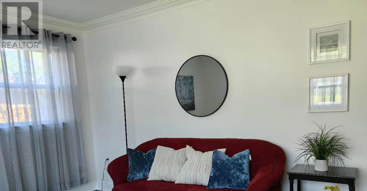 14 Macbeth Boulevard, St. Catharines, ON, L2T 2M2 - 8
