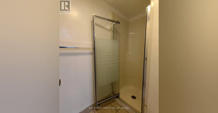 14 Macbeth Boulevard, St. Catharines, ON, L2T 2M2 - 22