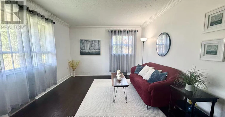 14 Macbeth Boulevard, St. Catharines, ON, L2T 2M2 - 5