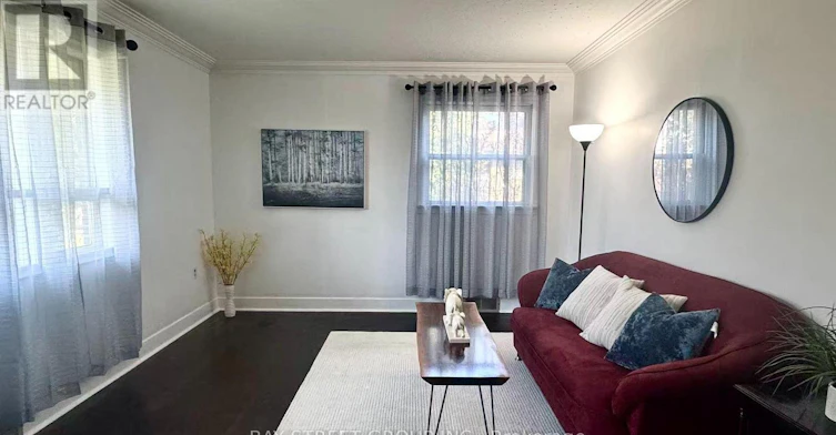 14 Macbeth Boulevard, St. Catharines, ON, L2T 2M2 - 4