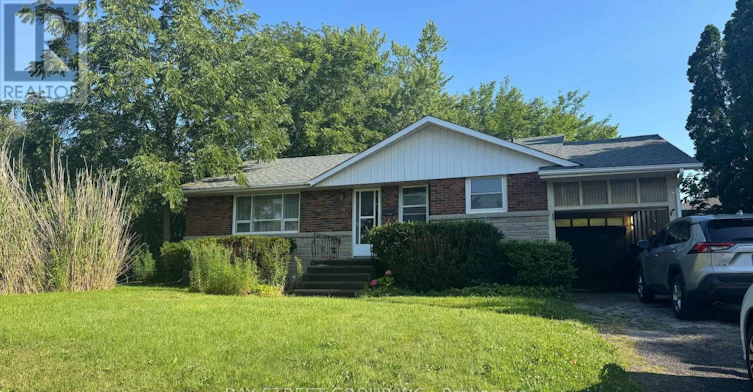 14 Macbeth Boulevard, St. Catharines, ON, L2T 2M2 - 2
