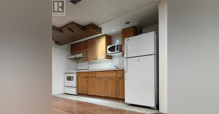 14 Macbeth Boulevard, St. Catharines, ON, L2T 2M2 - 19