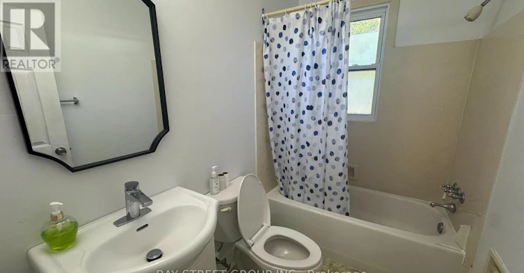 14 Macbeth Boulevard, St. Catharines, ON, L2T 2M2 - 18