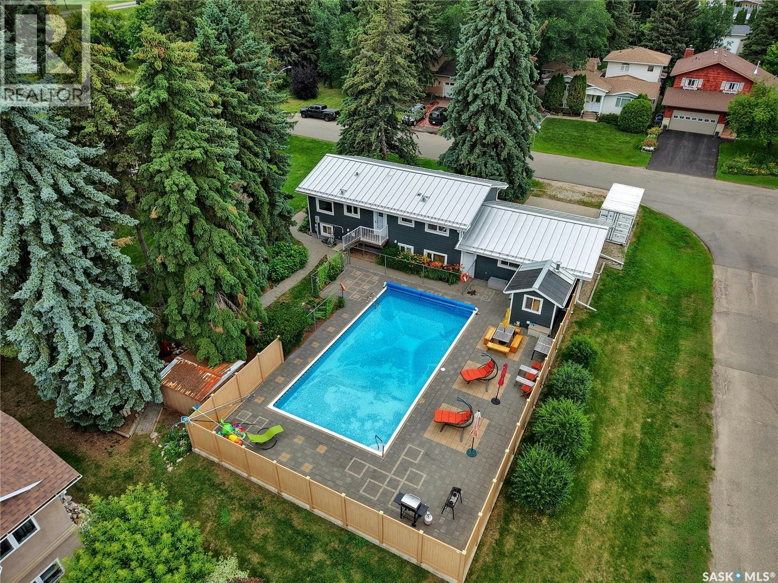 3425 Dieppe Street, Saskatoon, SK, S7M 3S8