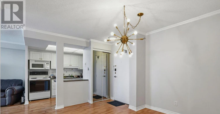 10-555 Brittany Drive, Ottawa, ON, K1K 4C5 - 8